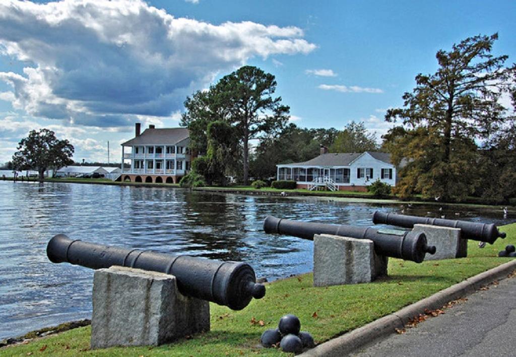 The Edenton Collection-Captain'S Quarters Inn Zewnętrze zdjęcie