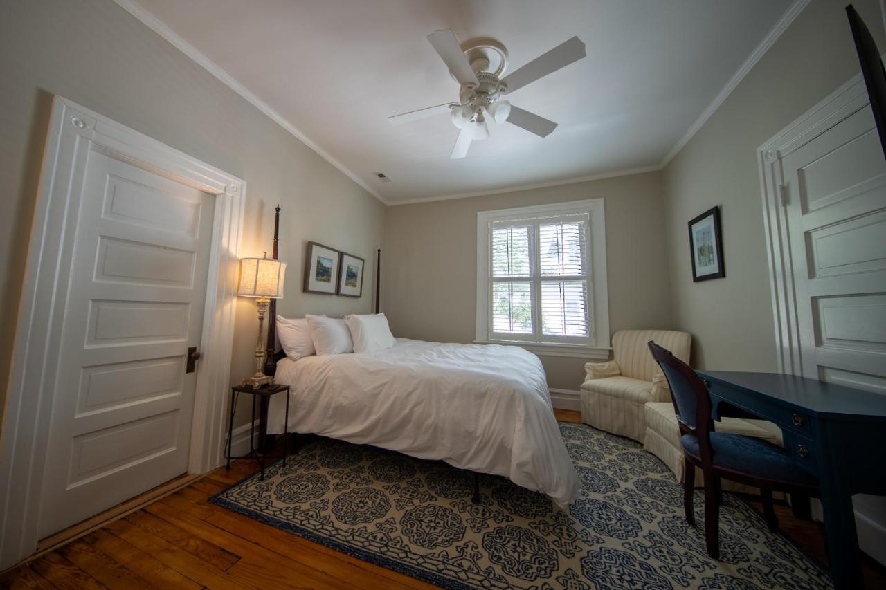 The Edenton Collection-Captain'S Quarters Inn Pokój zdjęcie